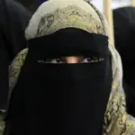 इटली के स्कूलों में बुर्का और नकाब पर प्रतिबंध की तैयारी, पीएम मेलोनी का बड़ा कदम | international news