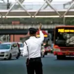 दिल्ली में ट्रैफिक नियमों का उल्लंघन करने वालों पर पुलिस का शिकंजा, एक हफ्ते में 13 हजार से ज्यादा चालान | delhi traffic police news