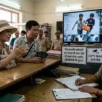 आगरा में वियतनामी पर्यटकों का डॉलर से भरा पर्स चोरी | agra news