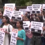 दिल्ली के कॉलेजों में छात्राओं की सुरक्षा पर उठे गंभीर सवाल, रोजाना झेलनी पड़ रही असुरक्षा | delhi news