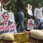मुख्य चुनाव आयुक्त ज्ञानेश कुमार के खिलाफ देशव्यापी विरोध प्रदर्शन, विपक्ष का तीखा हमला | india politics news