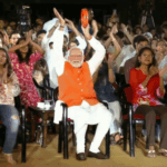 प्रधानमंत्री नरेंद्र मोदी ने दिल्ली में जेन-जी के साथ किया भजन क्लबिंग, राजनीतिक सरगर्मी तेज | india politics news