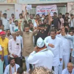 यूजीसी रोलबैक की मांग पर आगरा में ग्रामीणों का प्रदर्शन, भारी पुलिस बल तैनात | agra news