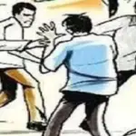 लखनऊ से लौट रहे एडीजे पर सड़क पर जानलेवा हमला, कार में आग लगाने की कोशिश | agra news
