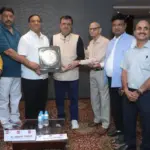 मोबाइल की लत नशे की तरह खतरनाक, साइबर सुरक्षा पर विशेषज्ञों ने दी चेतावनी | agra news