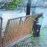 कानपुर में अपार्टमेंट का भारी गेट गिरने से सिक्योरिटी गार्ड की दर्दनाक मौत, सीसीटीवी आया सामने | kanpur news