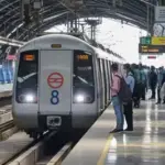 सुप्रीम कोर्ट मेट्रो स्टेशन पर सीनियर सिटीजन सीट विवाद में मारपीट, 48 वर्षीय व्यक्ति की मौत | delhi news