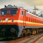 दीपावली पर घर जाना हुआ मुश्किल, लंबी दूरी की ट्रेनों में ‘नोरूम’ की स्थिति | agra news