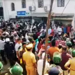 महाराष्ट्र के जलगांव में आरएसएस के पथ संचलन के दौरान बवाल, रूट को लेकर पथराव और लाठीचार्ज | maharashtra news