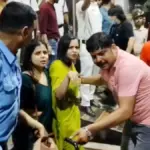 कोलकाता के दुर्गा पूजा पंडाल में मची भगदड़, कई लोग घायल | kolkata news