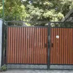 दिल्ली में राज्यसभा सांसद के घर हुई चोरी, कीमती सामान के साथ गटर का ढक्कन भी ले गए चोर | delhi news