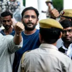 दिल्ली जंतर-मंतर प्रदर्शन मामला: सौरव दास और आशुतोष रांका तिहाड़ जेल भेजे गए | delhi news