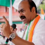 केरल के मुख्यमंत्री ने रेहान वाड्रा को अपनी कला प्रदर्शनी राज्य में लगाने का दिया न्यौता | kerala news